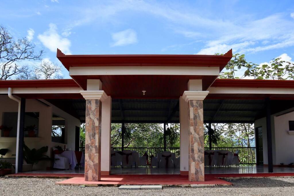 Casa Orquideas Atenas *
